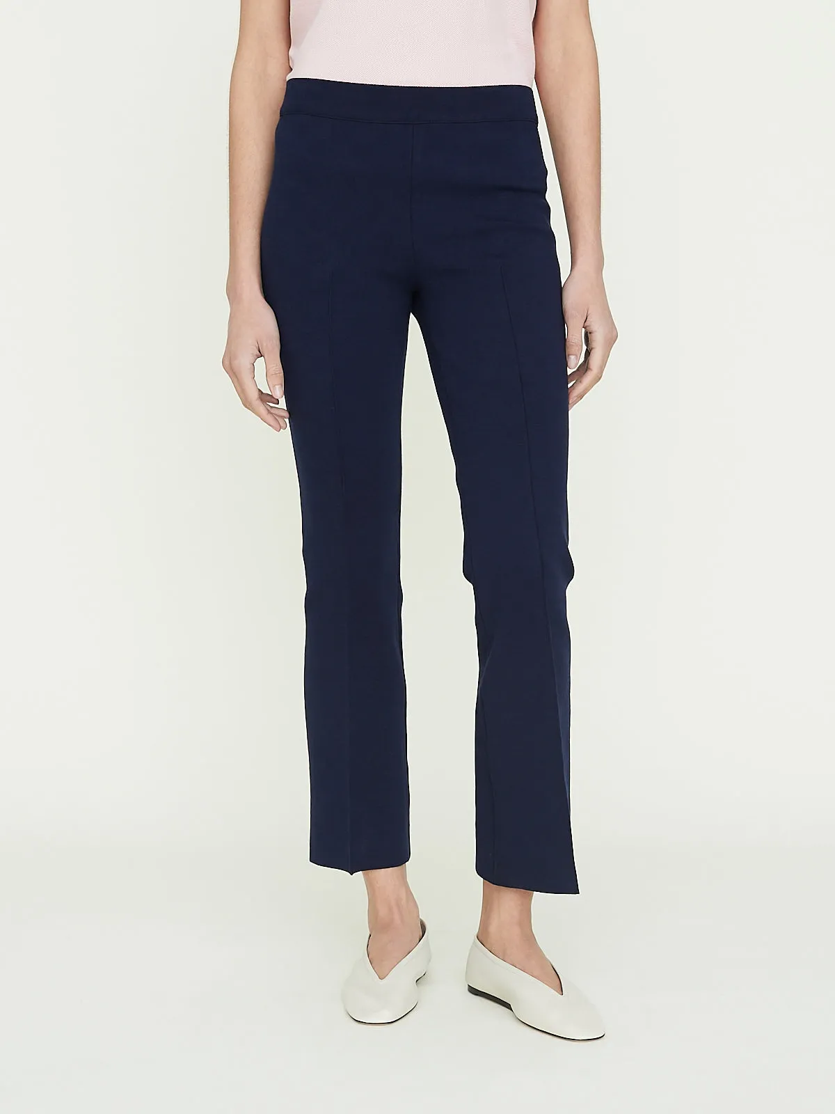 Kick Pant in Navy